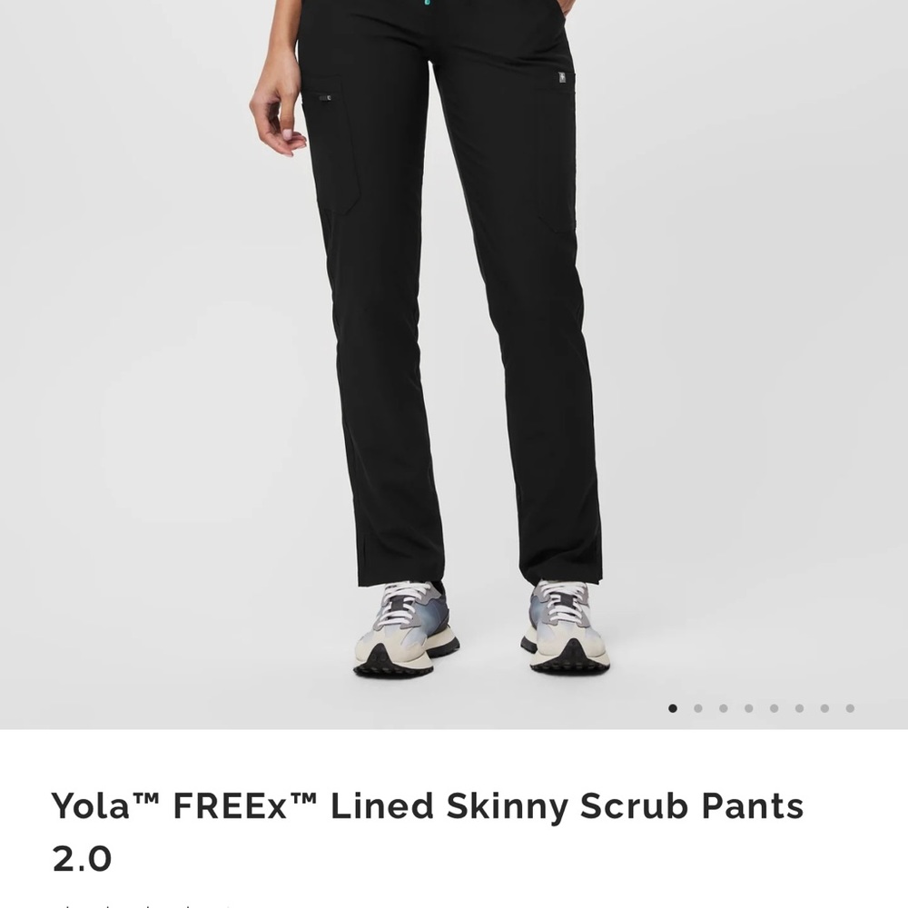 FIGS Black FREEx. Lined Yola High Wasited - Tall Skinny Scrub Pants - Picture 1 of 2